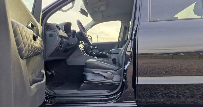 Volkswagen Amarok cena 60000 przebieg: 214080, rok produkcji 2011 z Lubin małe 596